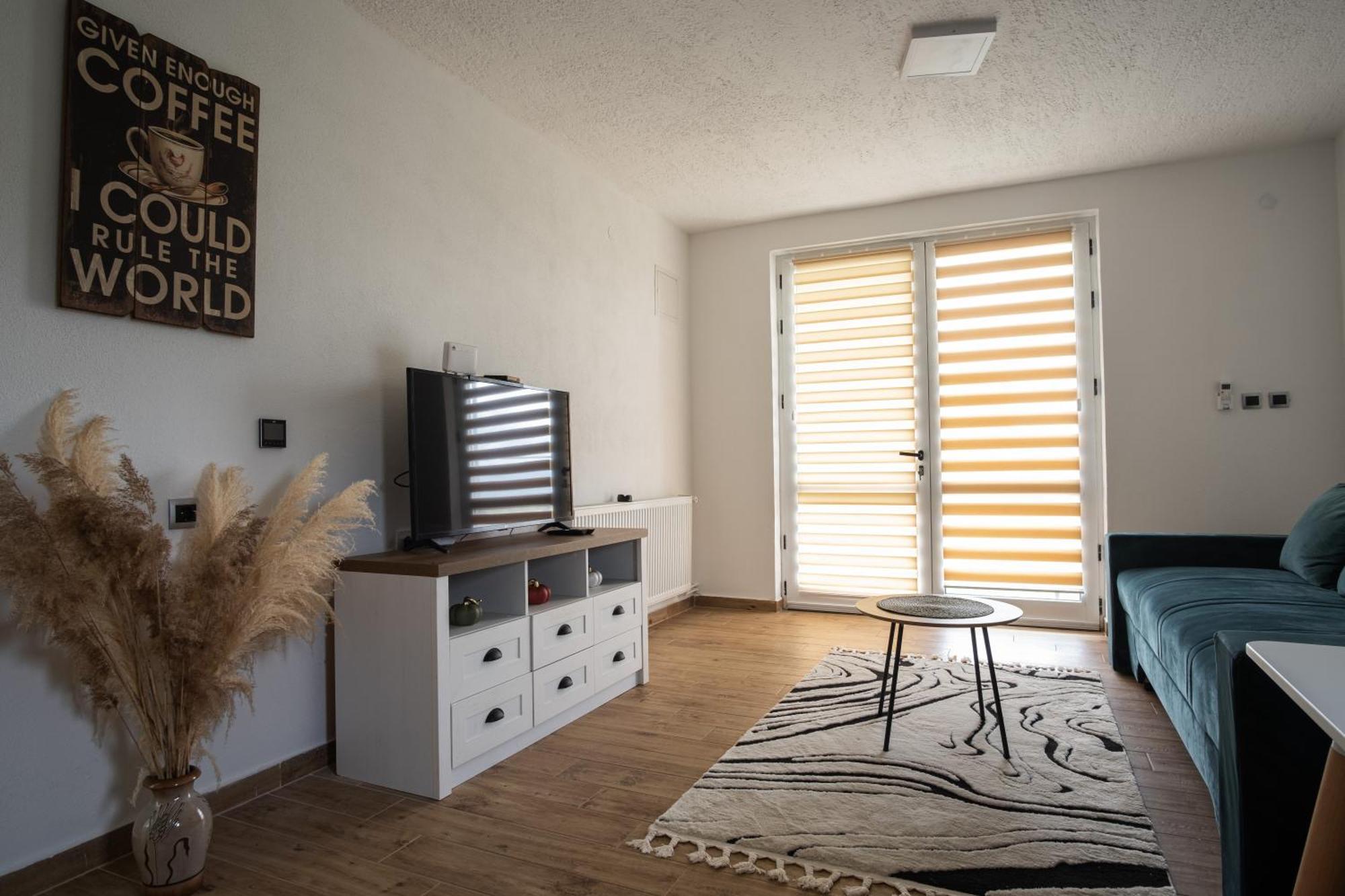 Natura Apartmani Ljubuški Buitenkant foto